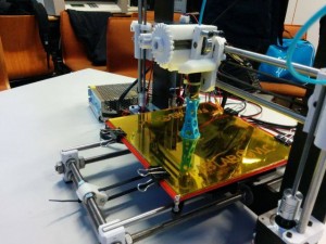 10334270_227836467426989_70223559463109746_n